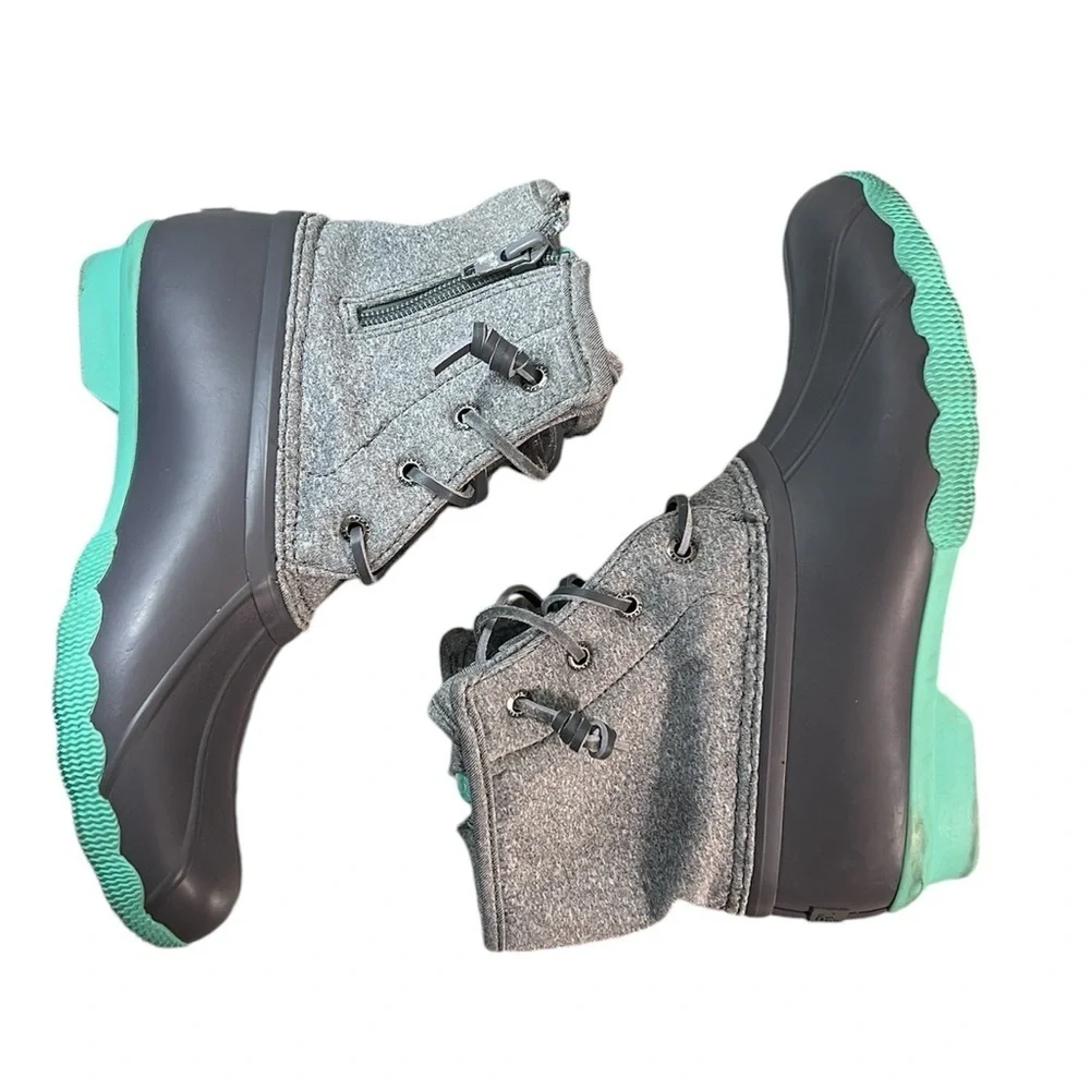 Sperry Saltwater Duck Boots Gray And Teal Green Size 4 Rain Snow Shoes